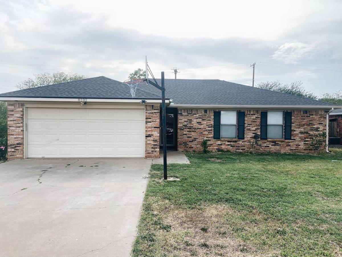 Cozy 3 Bedroom In Quiet Neighborhood Holiday home *