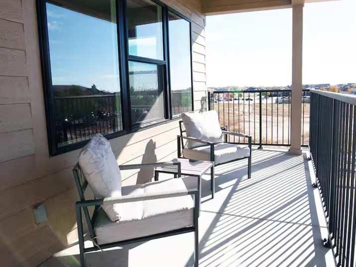 5020 Place Luxury Apartment *