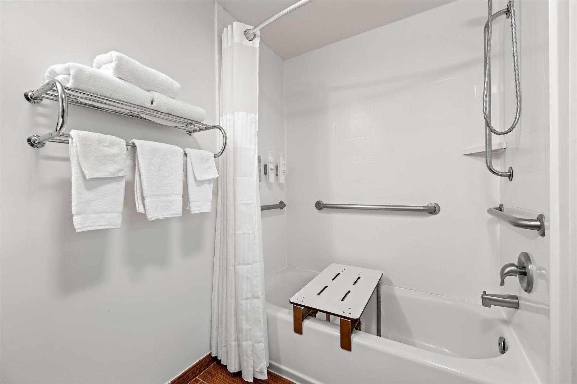 Hotel Spark By Hilton West Medical Center