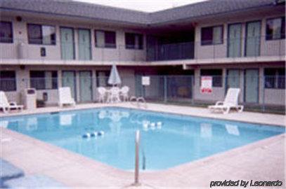 Americas Value Airport/grand Street Motel 2*