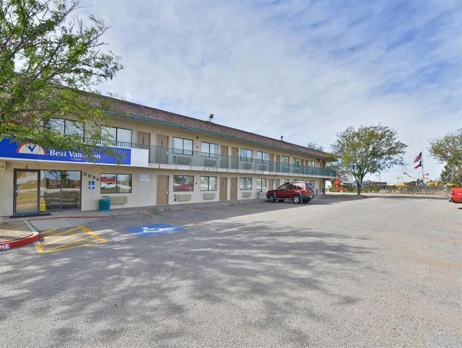 Americas Value Airport/grand Street Motel 2*