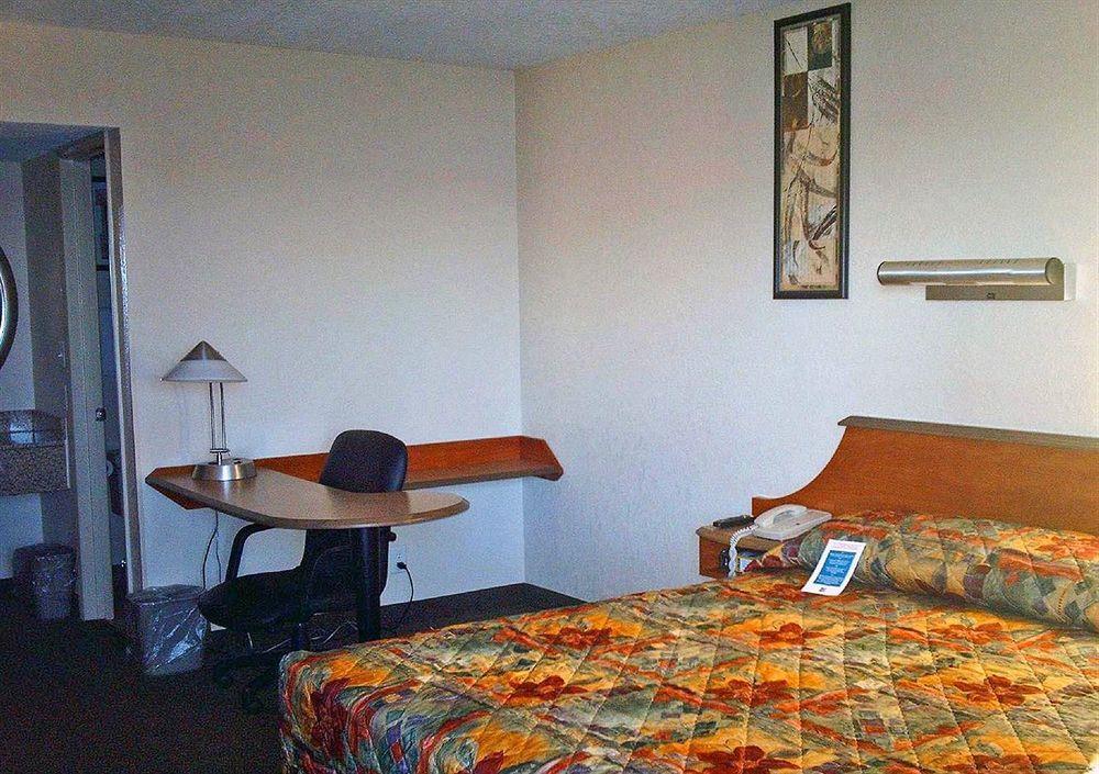6-amarillo, Tx - Airport 3*