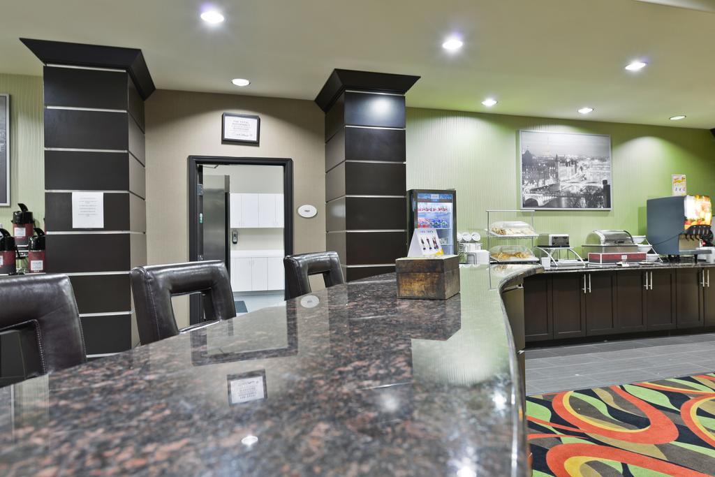 Comfort Hotel 2*