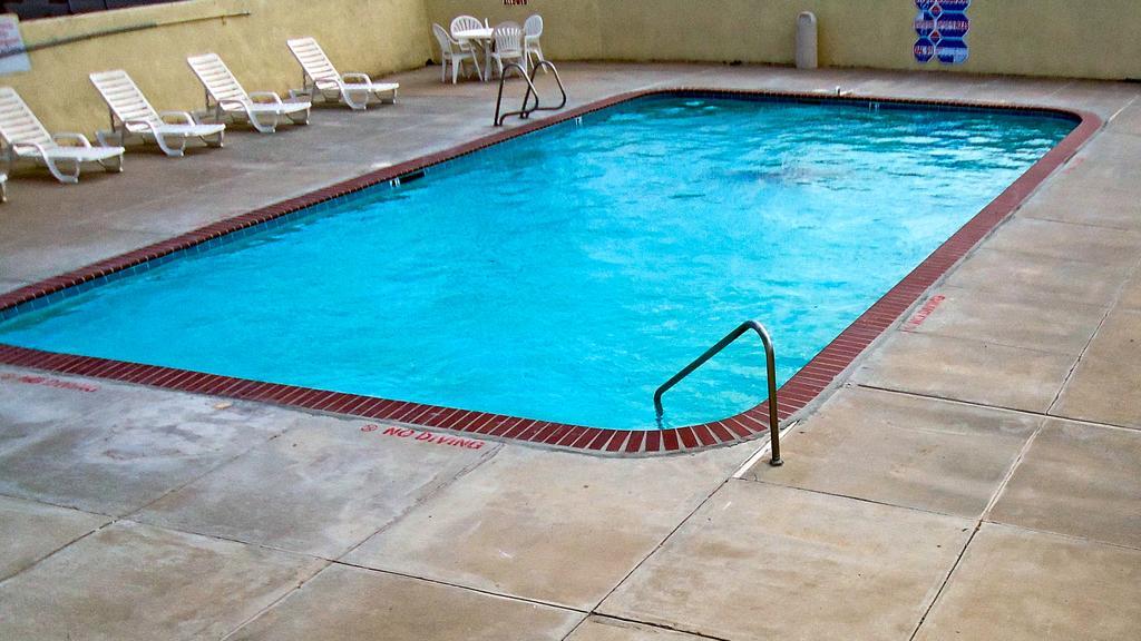 Hotel 6-amarillo, Tx - West
