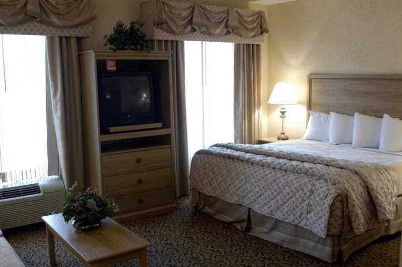 Hotel Spark By Hilton West Medical Center 3*