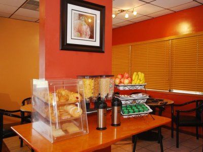 Hotel Western Santa Fe 3*