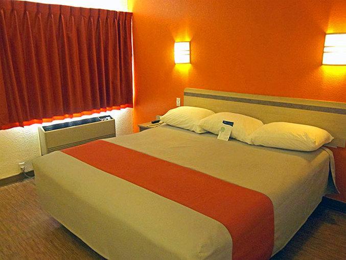 Hotel 6-amarillo, Tx - West