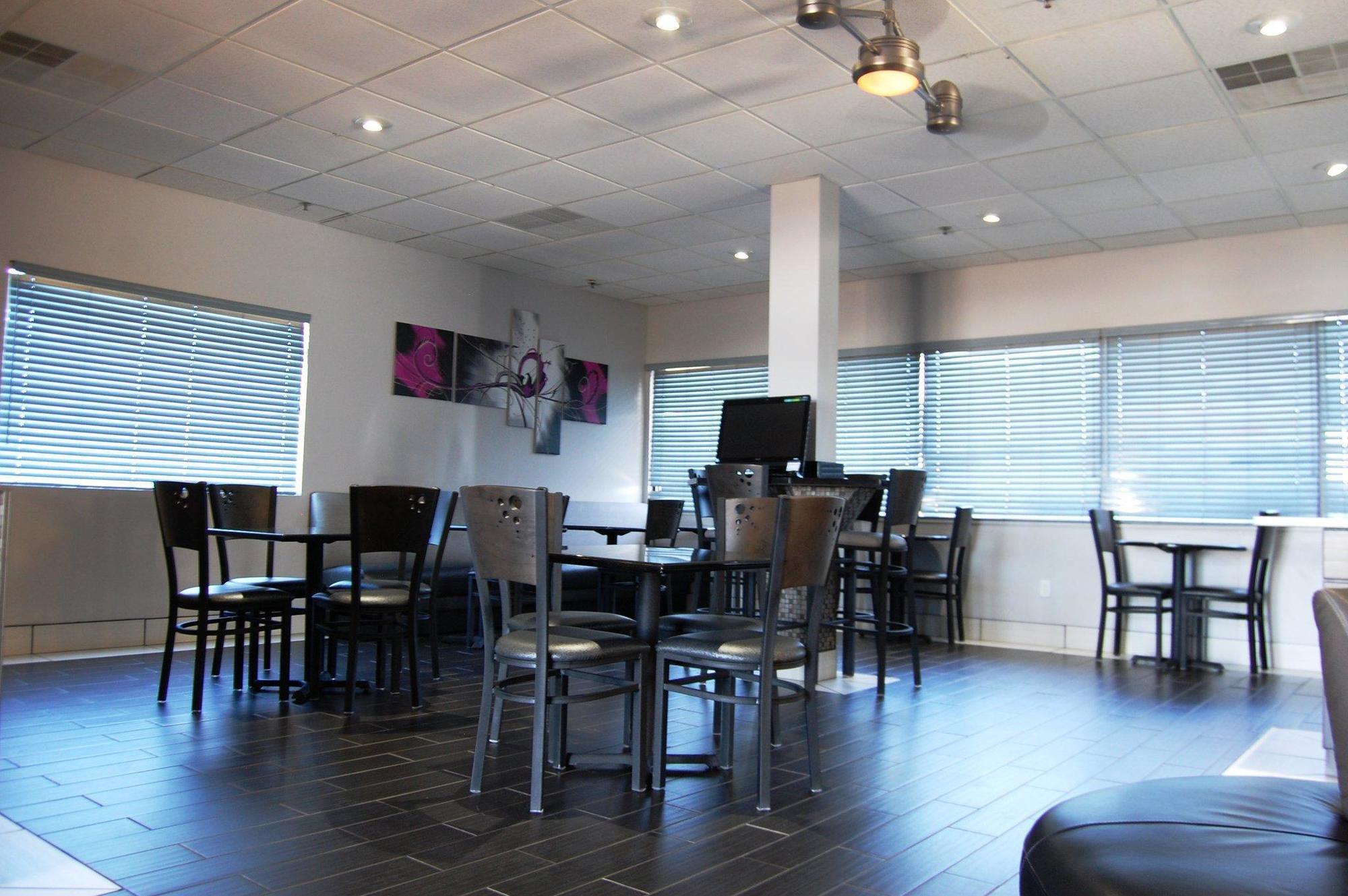 Western Santa Fe Hotel 3*