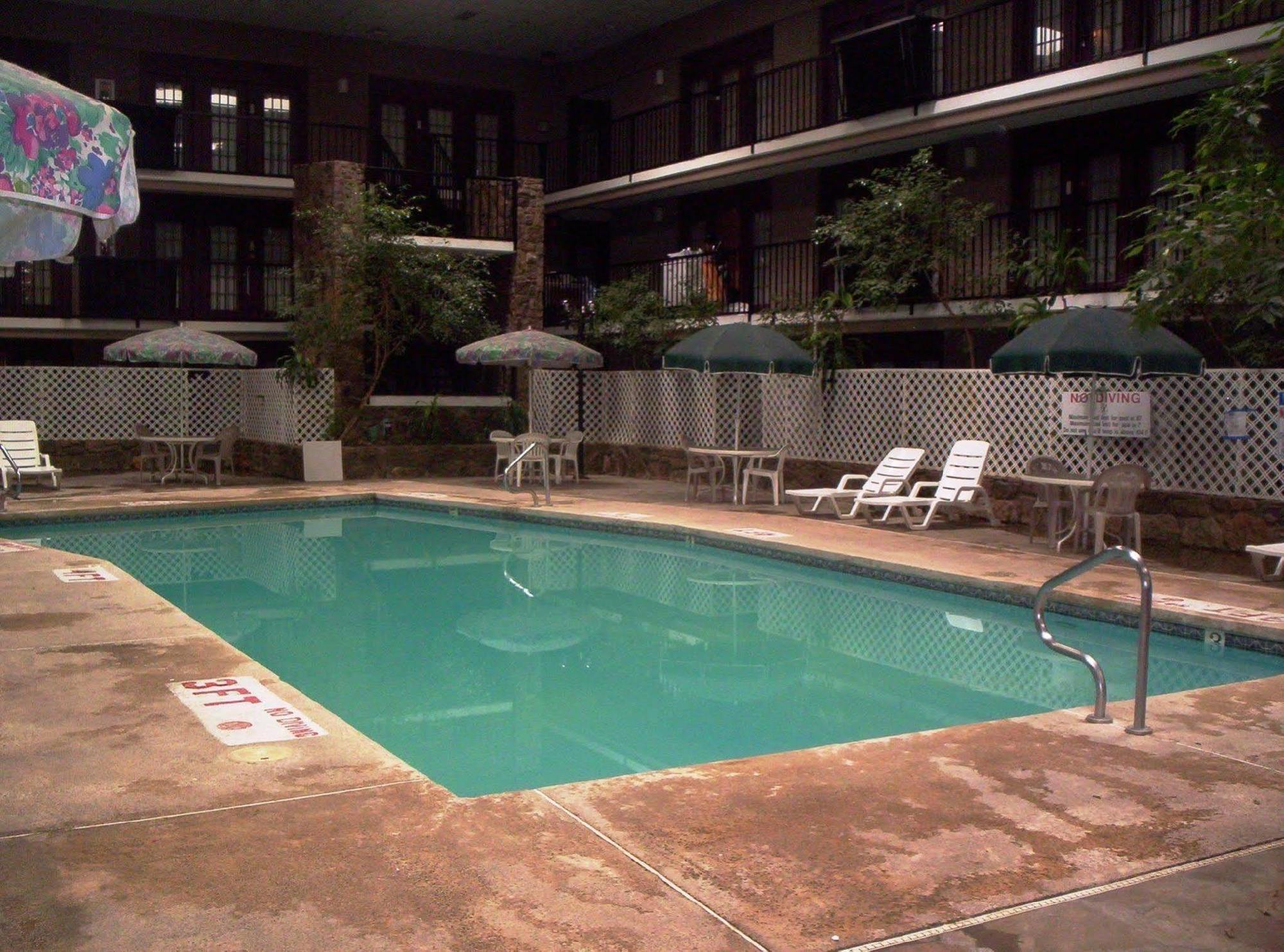 1hotel Hotel