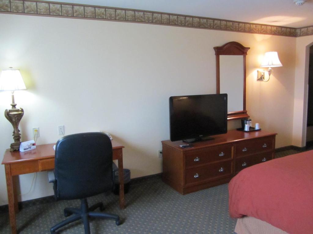 Hotel Country & By Radisson, I-40 West, Tx Amarillo