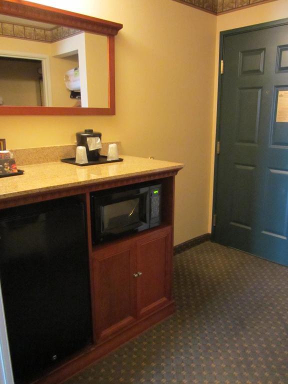 Country & By Radisson, I-40 West, Tx Hotel Amarillo