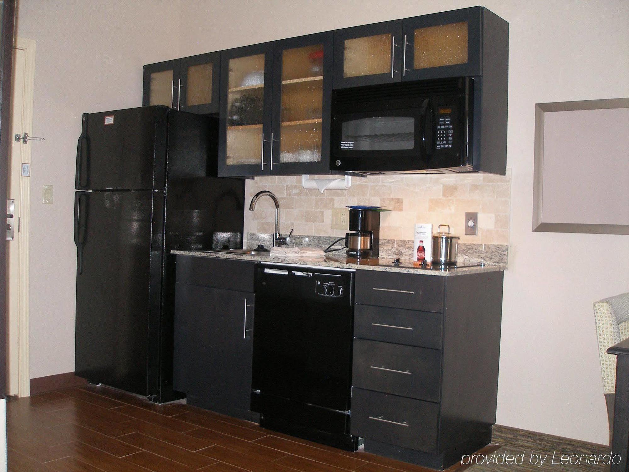 Candlewood Amarillo-western Crossing By Ihg Hotel 2*
