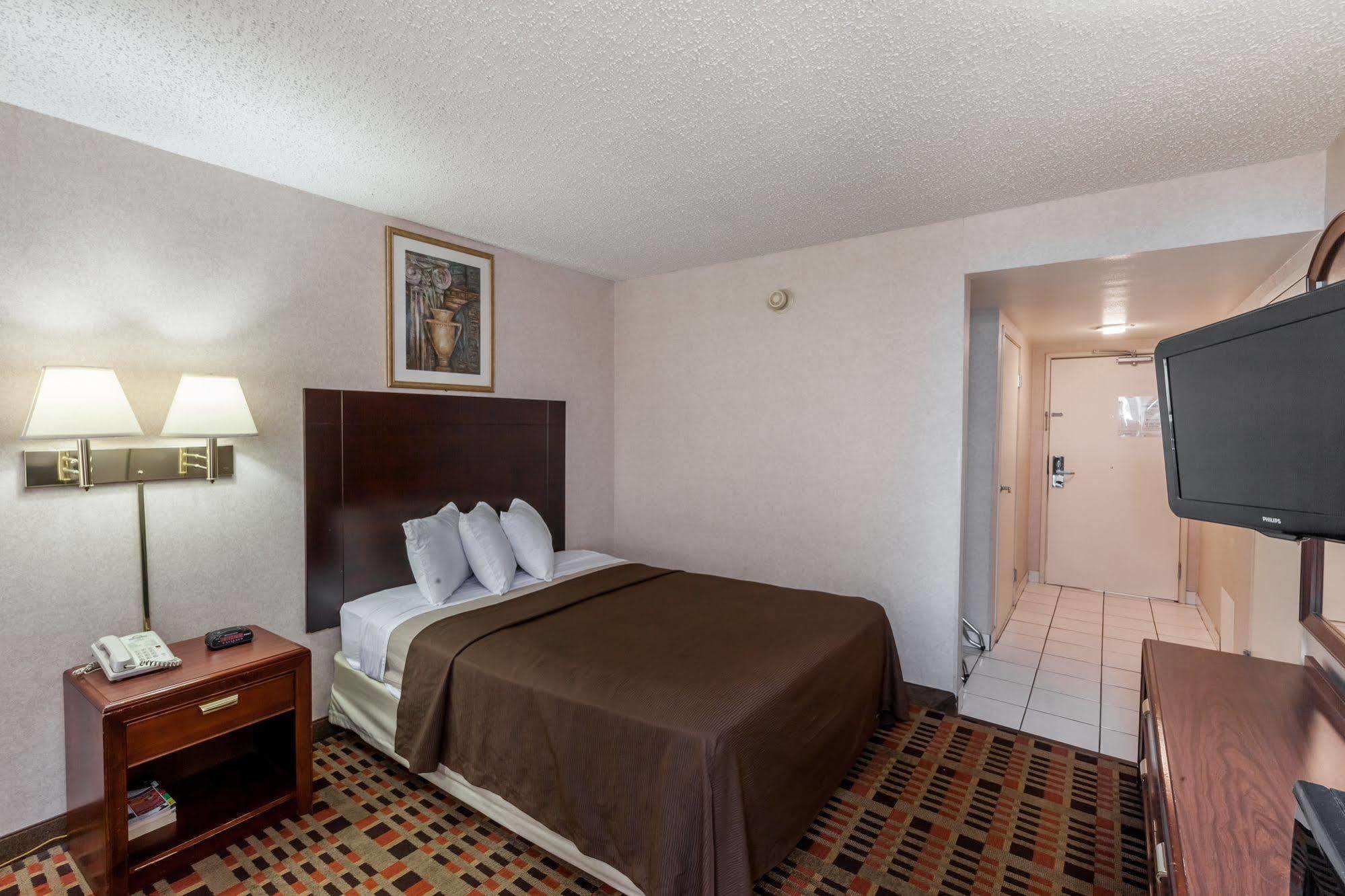 Days By Wyndham East Amarillo