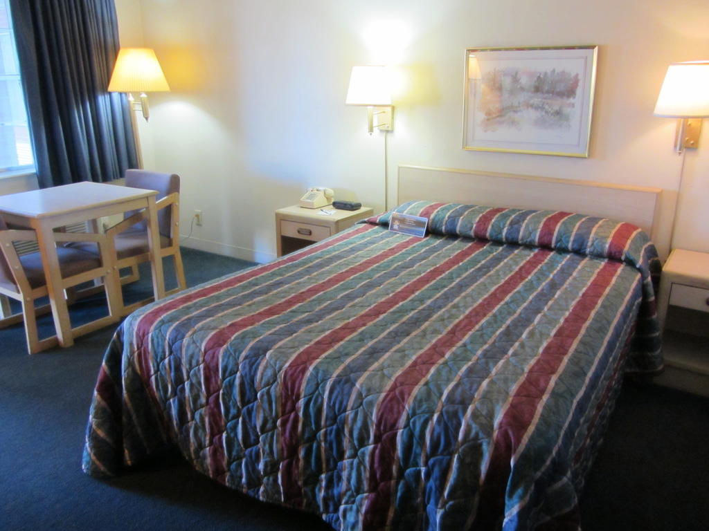 Atrea Hotel