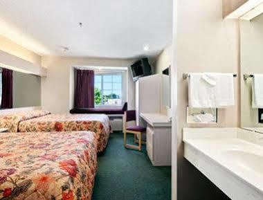 Microtel & By Wyndham 3*