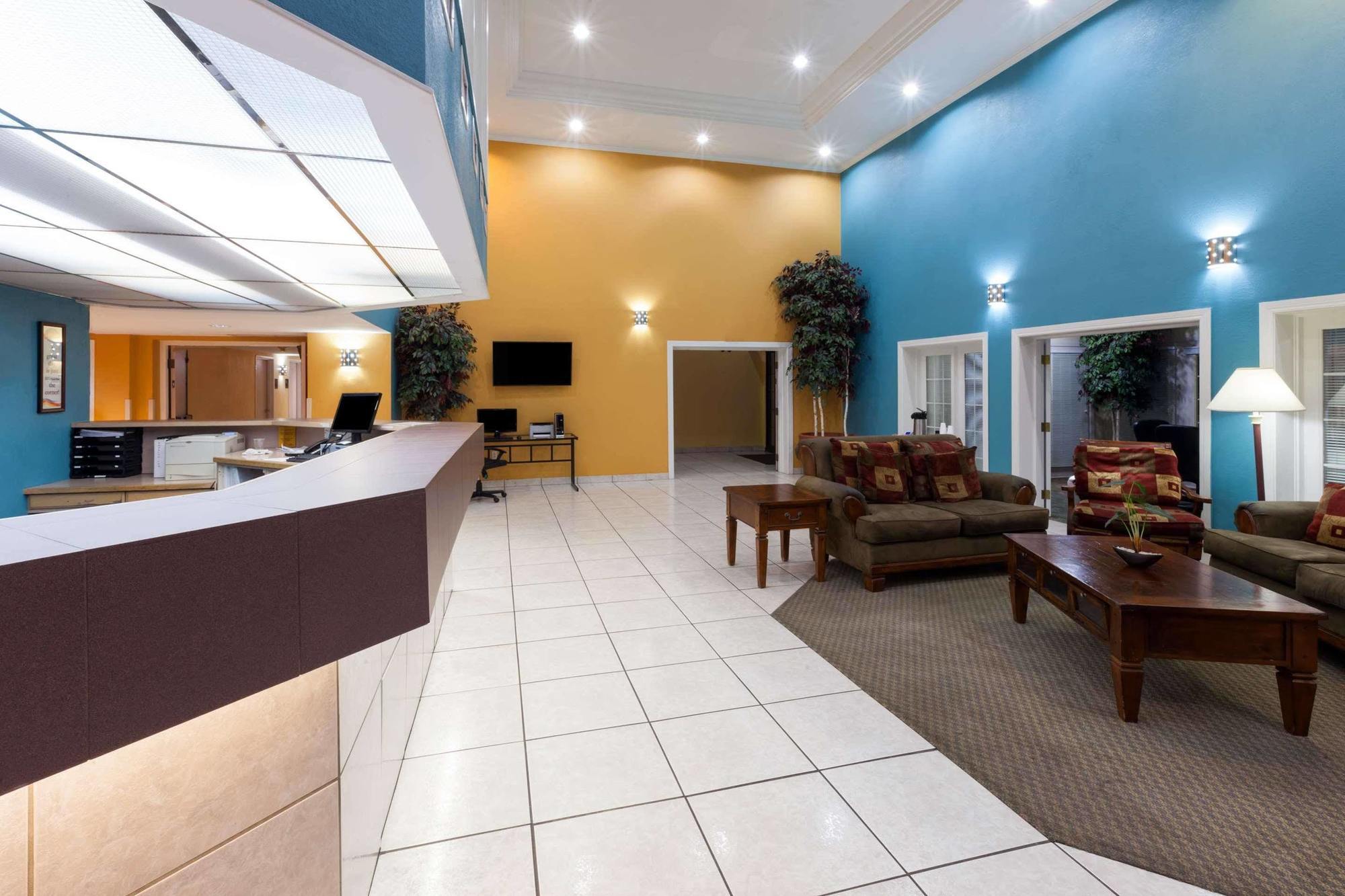 Hotel Extend-a-suites - Extended Stay, I-40 West Amarillo