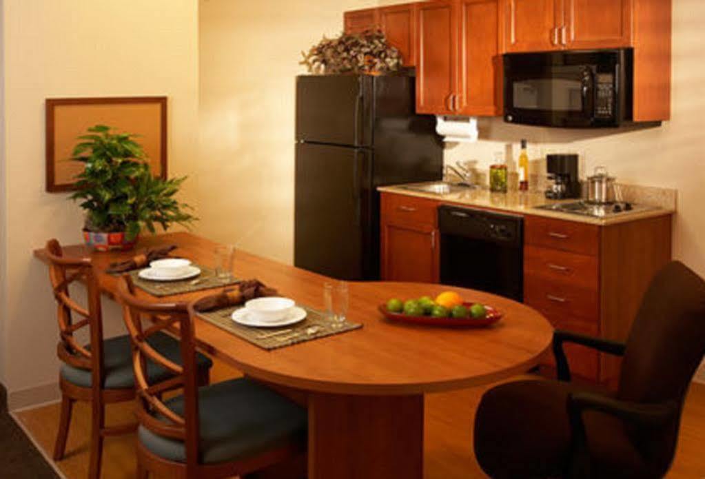Candlewood Amarillo-western Crossing By Ihg 2*