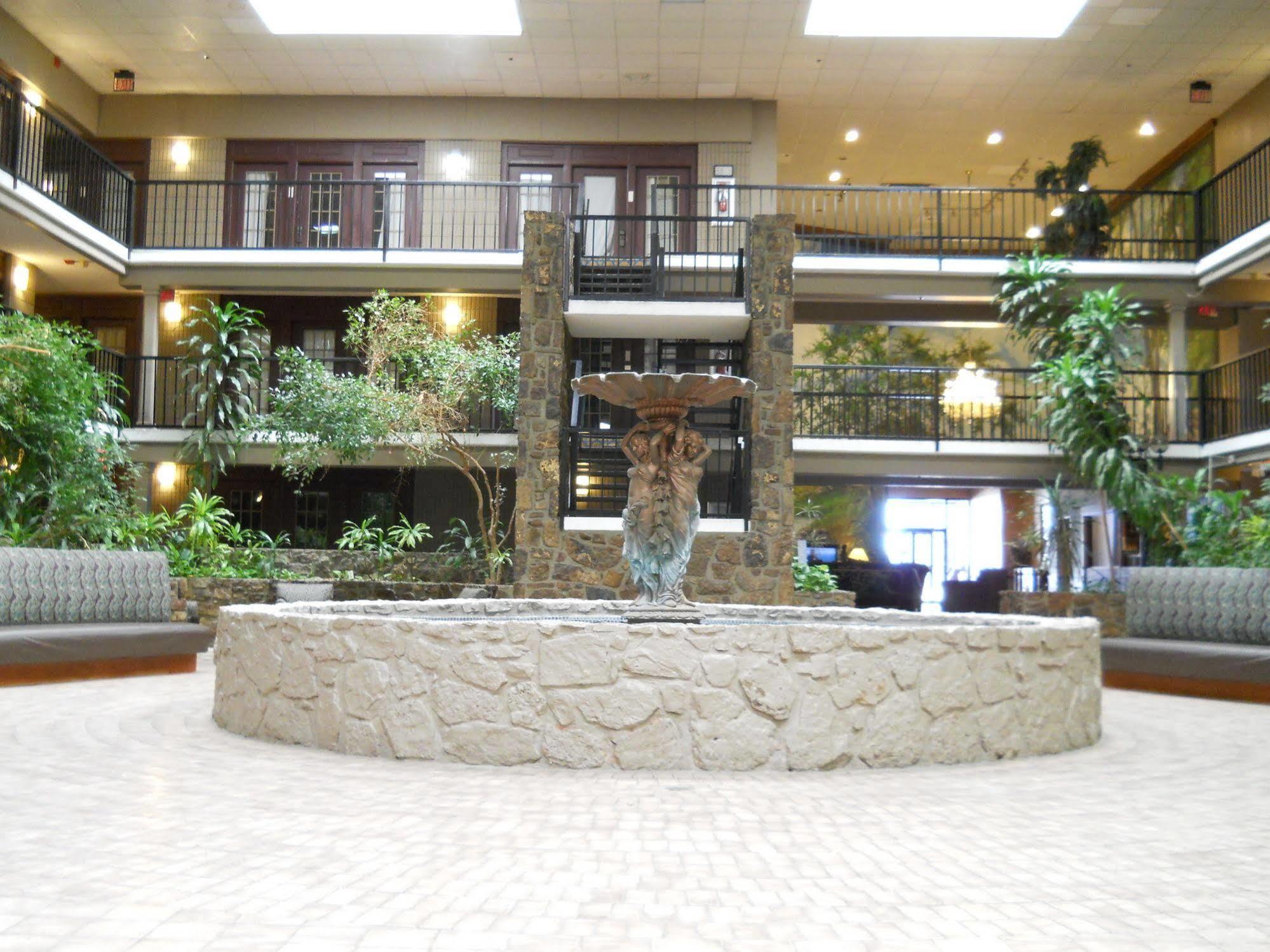 1hotel