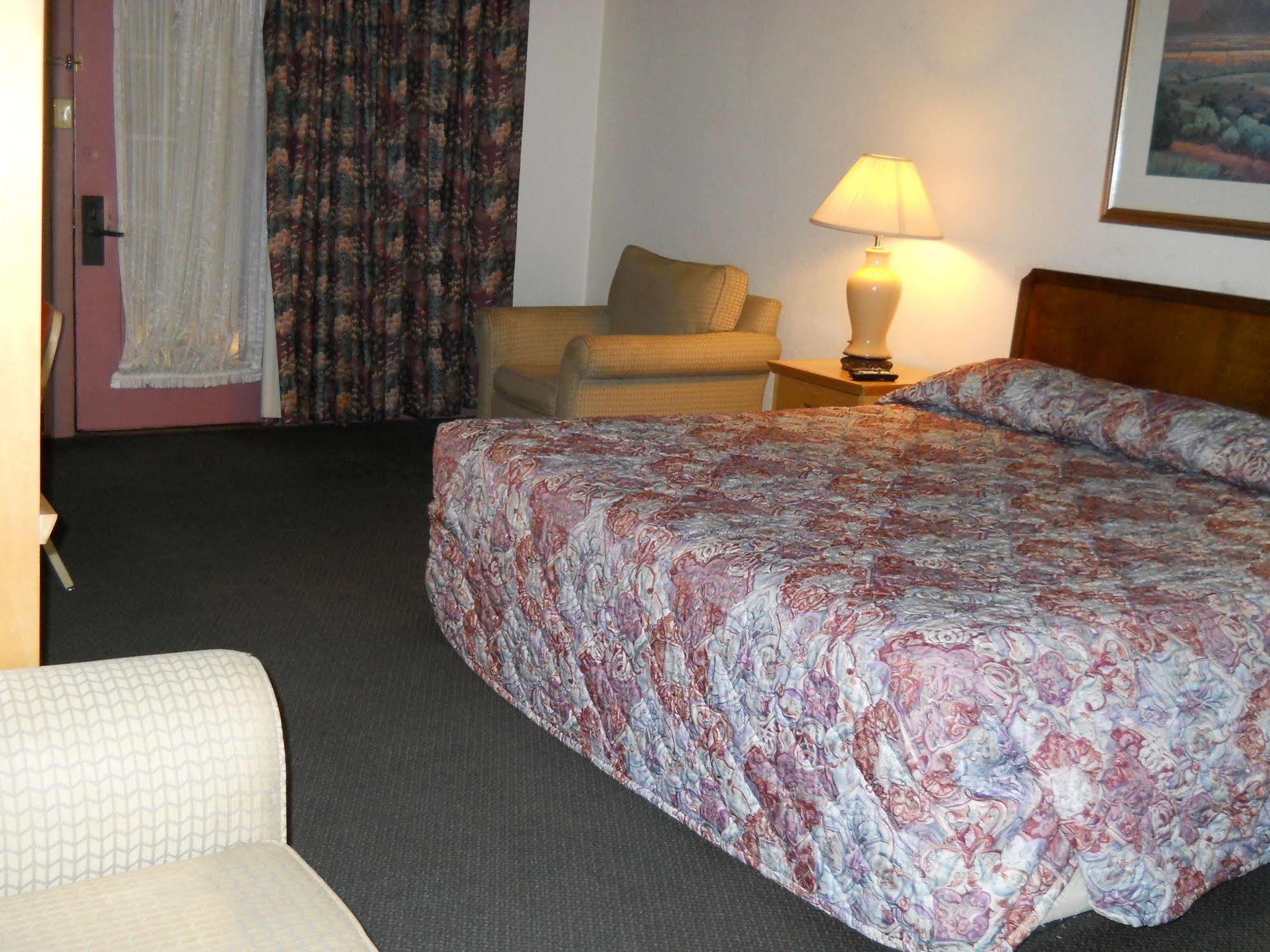 1hotel 2*