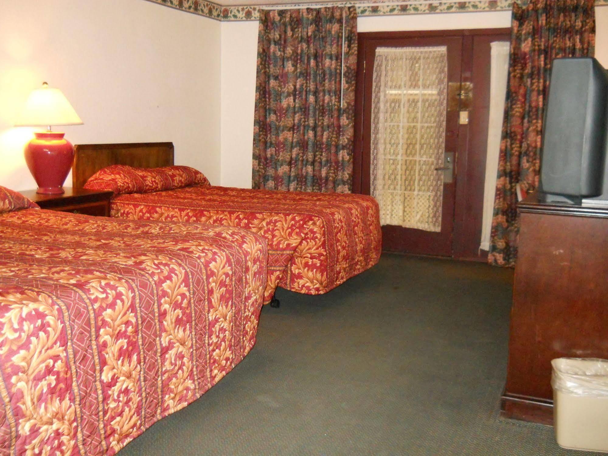1hotel Hotel