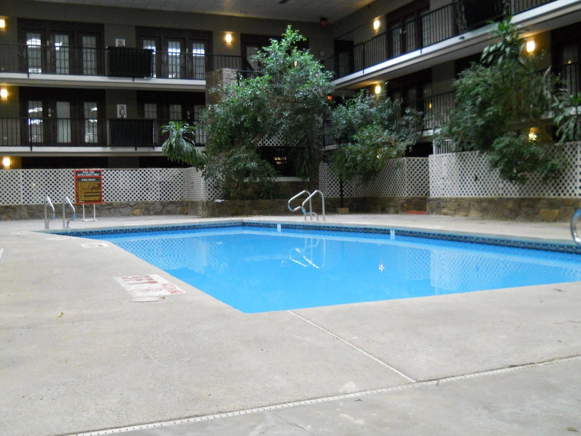 1hotel 2*