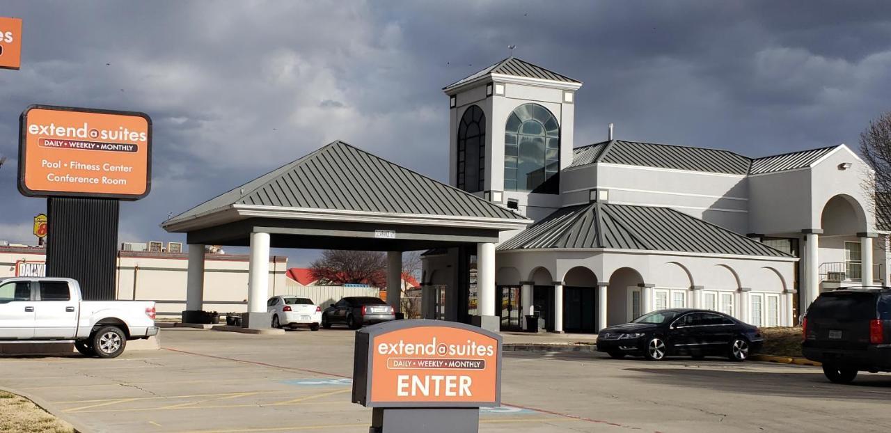 Hotel Extend-a-suites - Extended Stay, I-40 West
