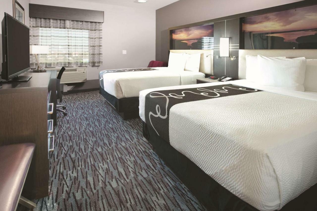 La Quinta By Wyndham Airport Hotel 3*