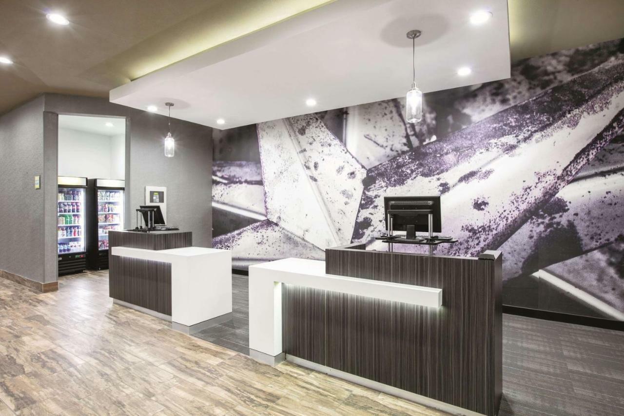 La Quinta By Wyndham Airport 3*