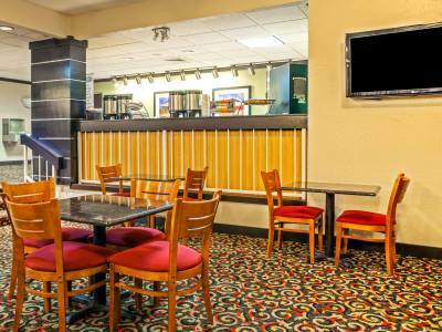 Hotel Baymont By Wyndham East Amarillo