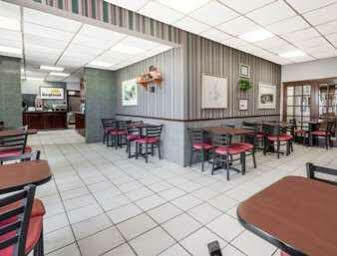 Days By Wyndham East Hotel 3*