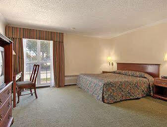 Extend-a-suites - Extended Stay, I-40 West Amarillo