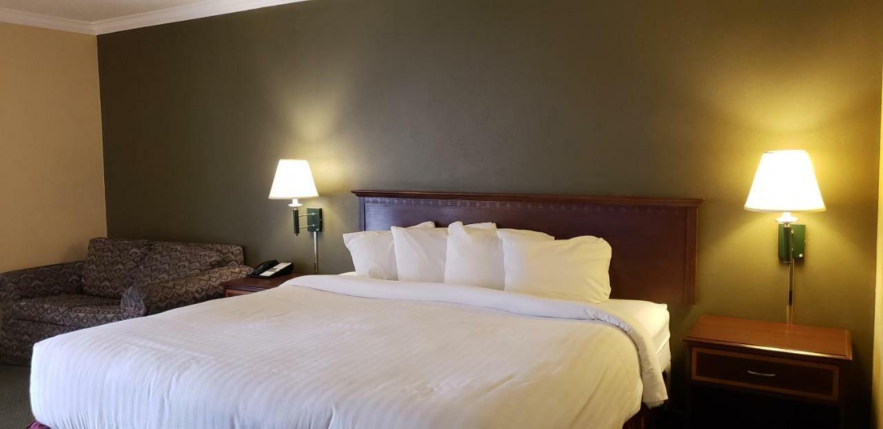 Extend-a-suites - Extended Stay, I-40 West Amarillo