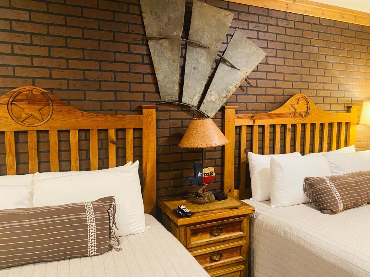 Hotel The Big Texan 3*
