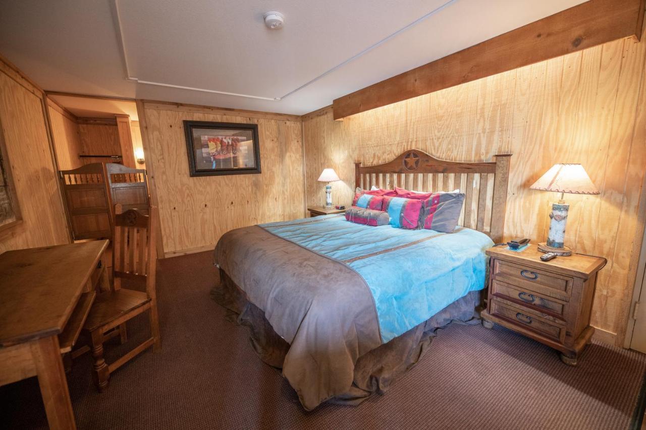 The Big Texan 3*