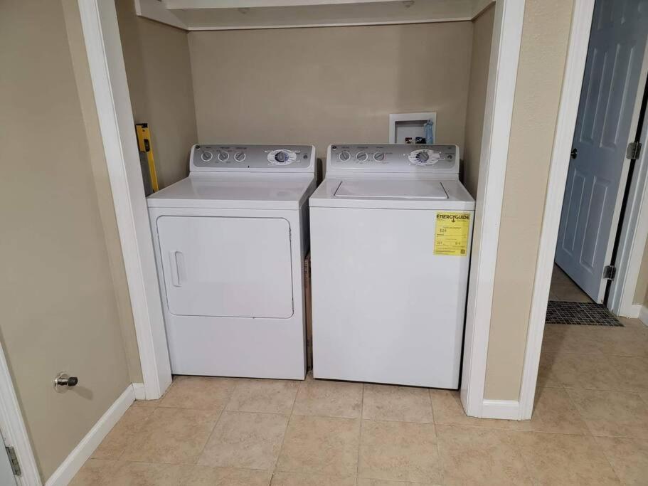2br/1ba Near Downtown *