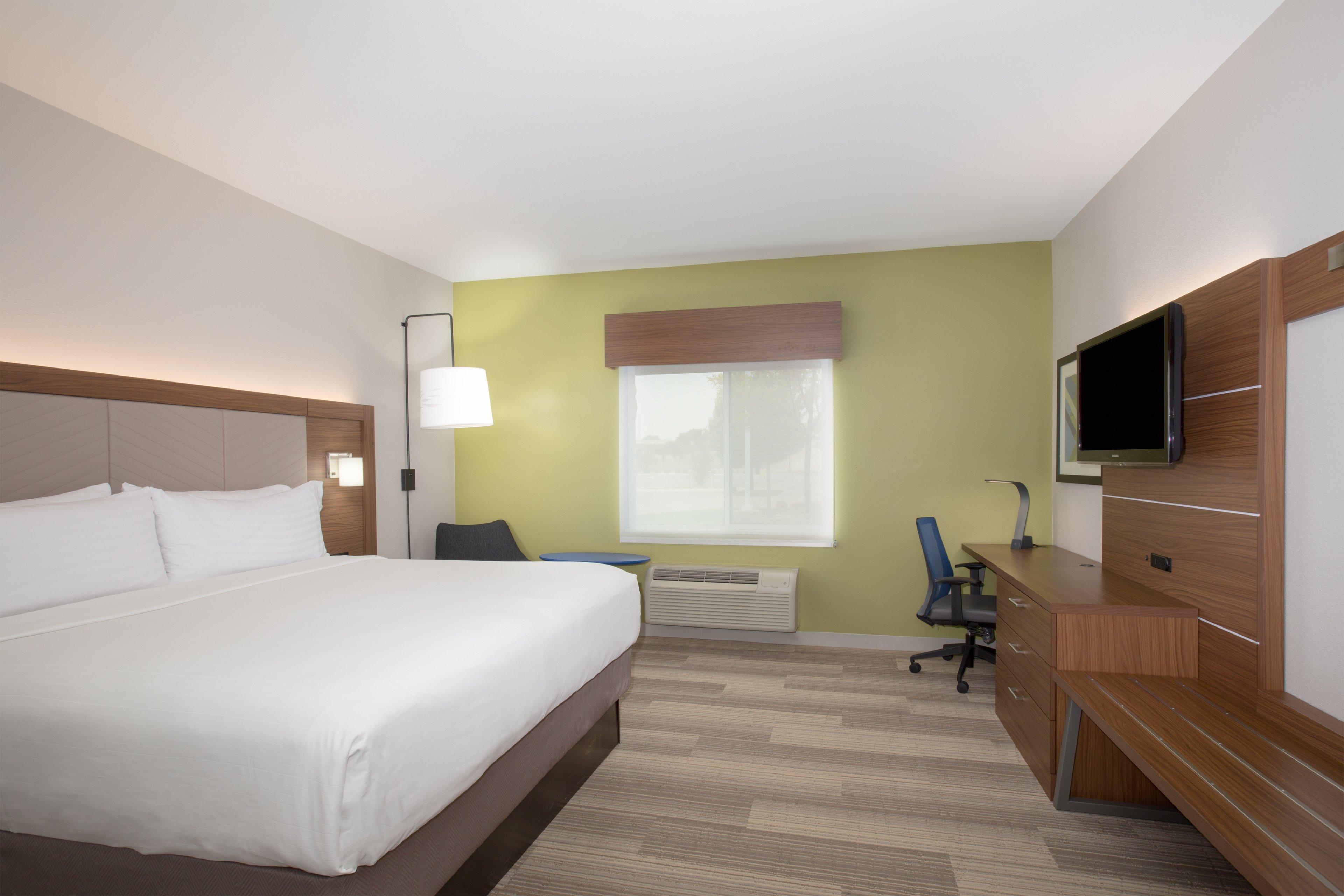 Express & By Ihg 2*