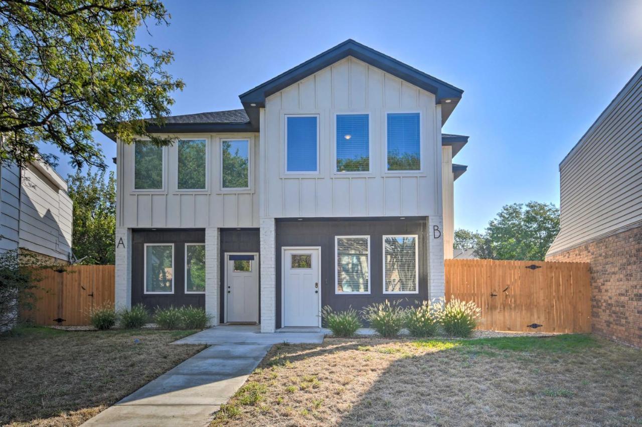 Holiday home Bright Townhome Near Parks And Town! *