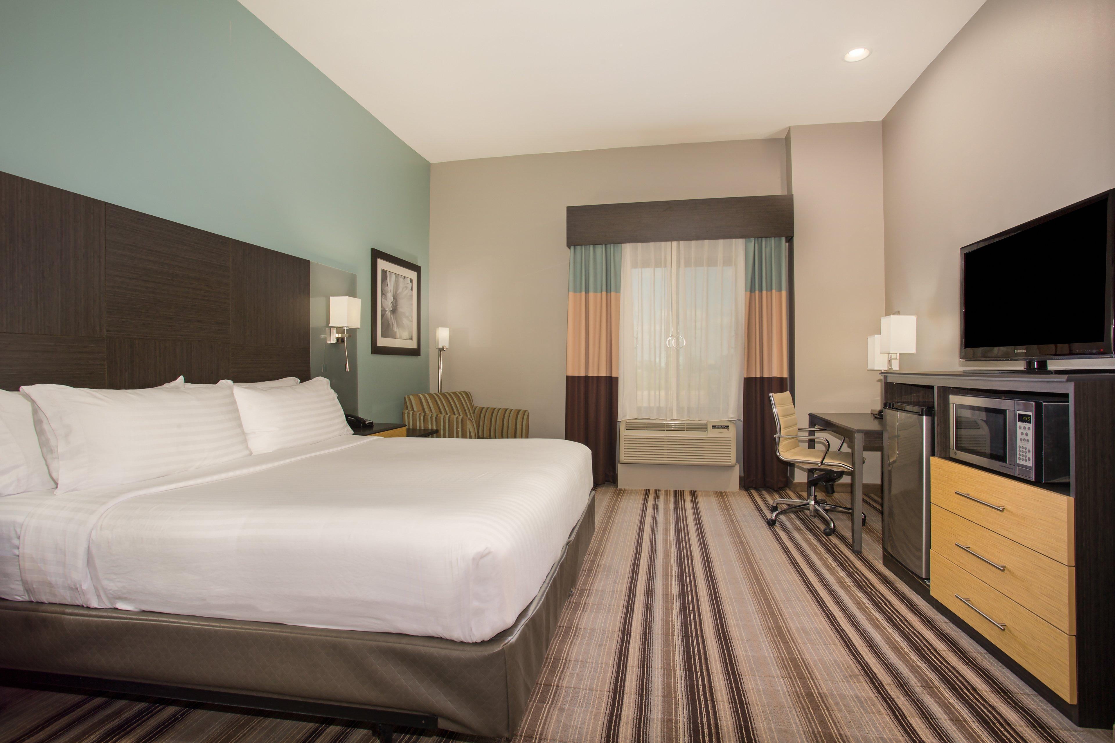 Express & West By Ihg Hotel Amarillo