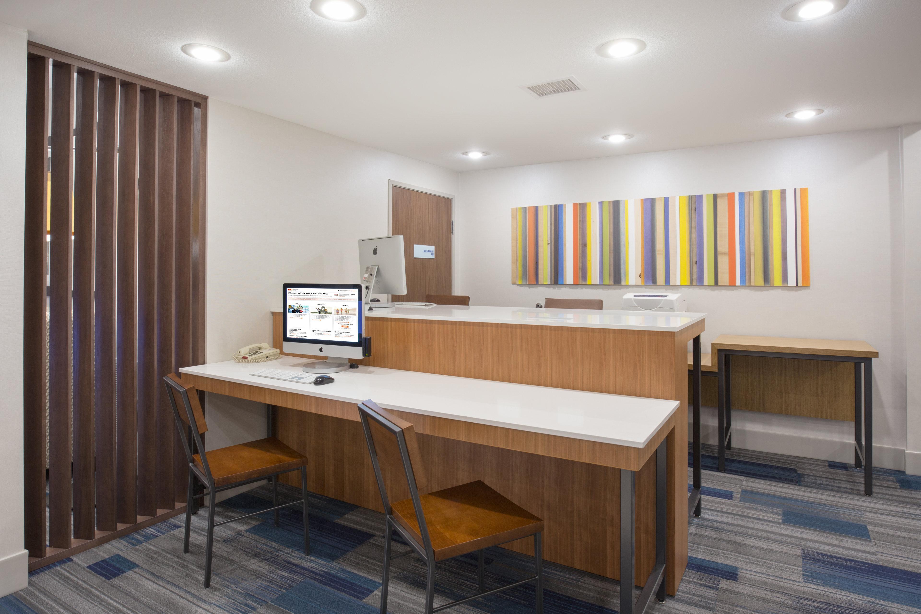 Express & By Ihg