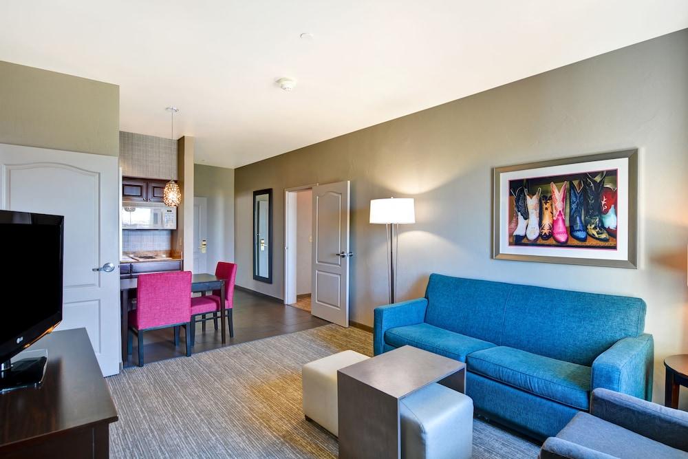 Homewood By Hilton Hotel