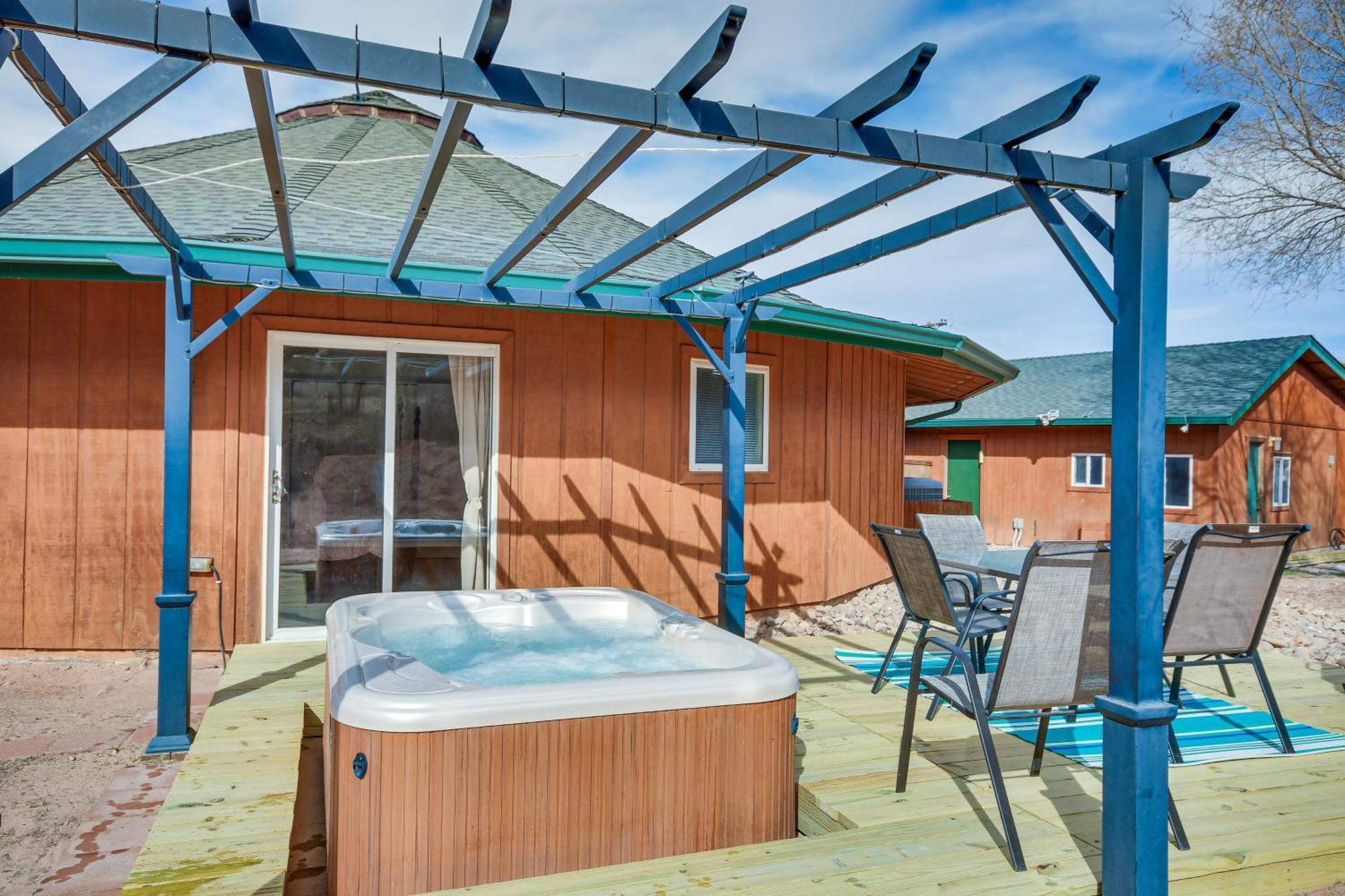 Canyon Rim Retreat With Private Yard And Hot Tub! * Amarillo