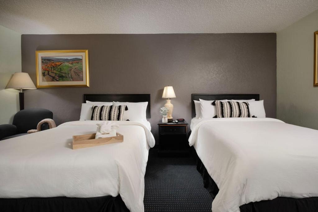 Hotel Cactus Cove And Amarillo