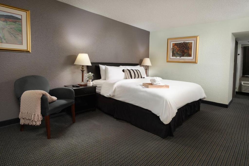 Cactus Cove And Hotel 3*