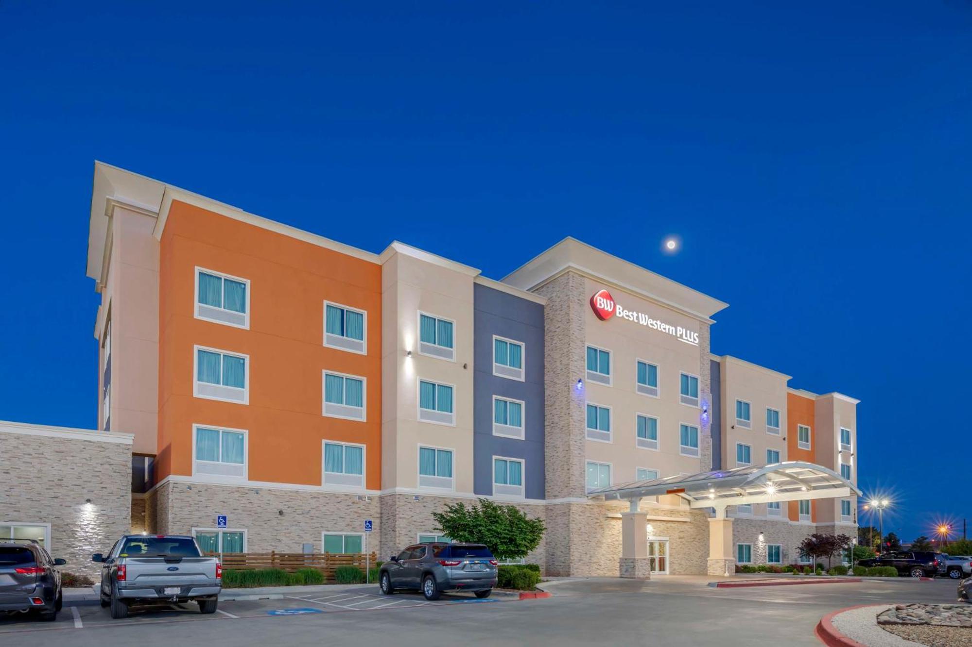 Hotel Western Medical Center 3*