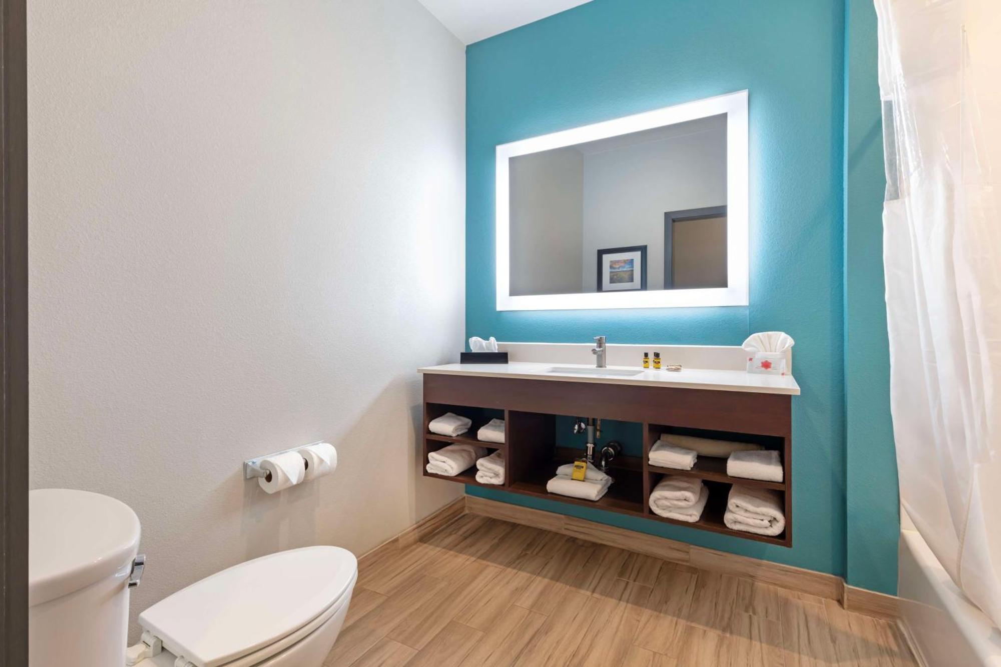 Western Medical Center 3*