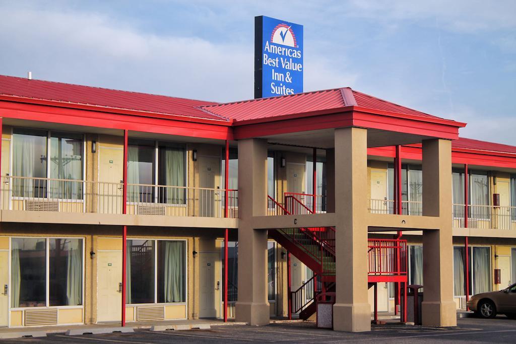 Knights Hotel