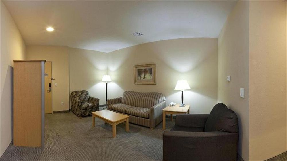 Express & By Ihg Amarillo