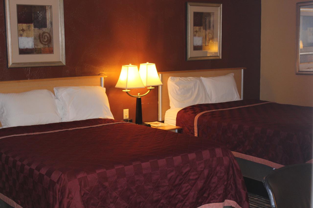 Inn The Executive &