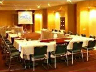 Hotel Rest - Extended Stay, I-40 Airport, Wedding & Event Center Amarillo